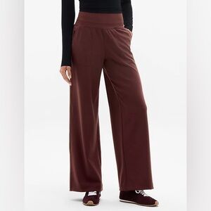 ATHLETA Venice Wide Leg Pant Garnet SIZE SMALL EUC